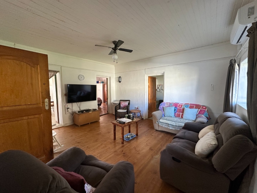 2 Bedroom Property for Sale in Porterville Western Cape